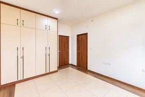 Room in 4 BHK Apartment at Sobha Windsor, Whitefield – for Rent