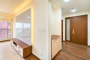Room in 4 BHK Apartment at Sobha Windsor, Whitefield – for Rent