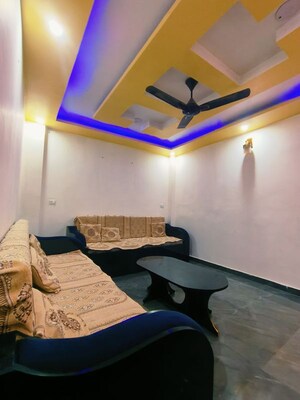 Bedroom in 3 BHK Builder Floor at Dwarka Mor – for Rent