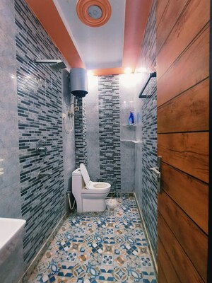 Bathroom in 3 BHK Builder Floor at Dwarka Mor – for Rent