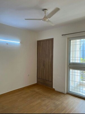 Room in 4 BHK Villa at Emaar Marbella, Sector 66 – for Sale