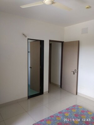 Room in 3 BHK Apartment at Paranjape Blue Ridge, Hinjewadi – for Rent