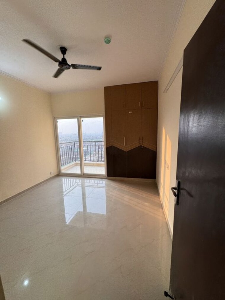 Room, amrapali-verona-heights 3 Bedroom 1220 Sq.Ft. Apartment In Tech Zone 4 Greater Noida Greater Noida 10755959