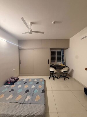 Team Area in 3 BHK Apartment at Rajapushpa Provincia, Narsingi – for Rent