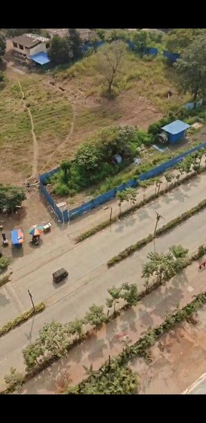 Plot Area in 1 BHK Apartment at Runwal Gardens, Dombivli East – for Rent