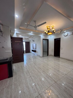 3 BHK Builder Floor For Rent in Sector 57