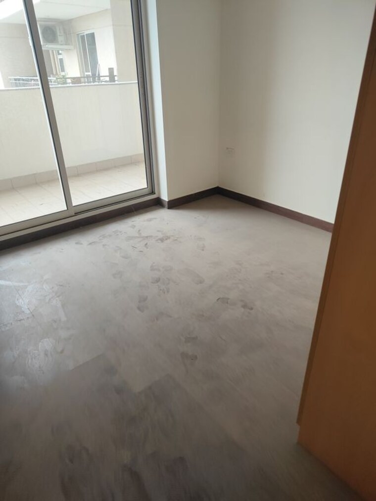 Room, indiabulls-centrum-park 5 Bedroom 4900 Sq.Ft. Apartment In Sector 103 Gurgaon 10755996