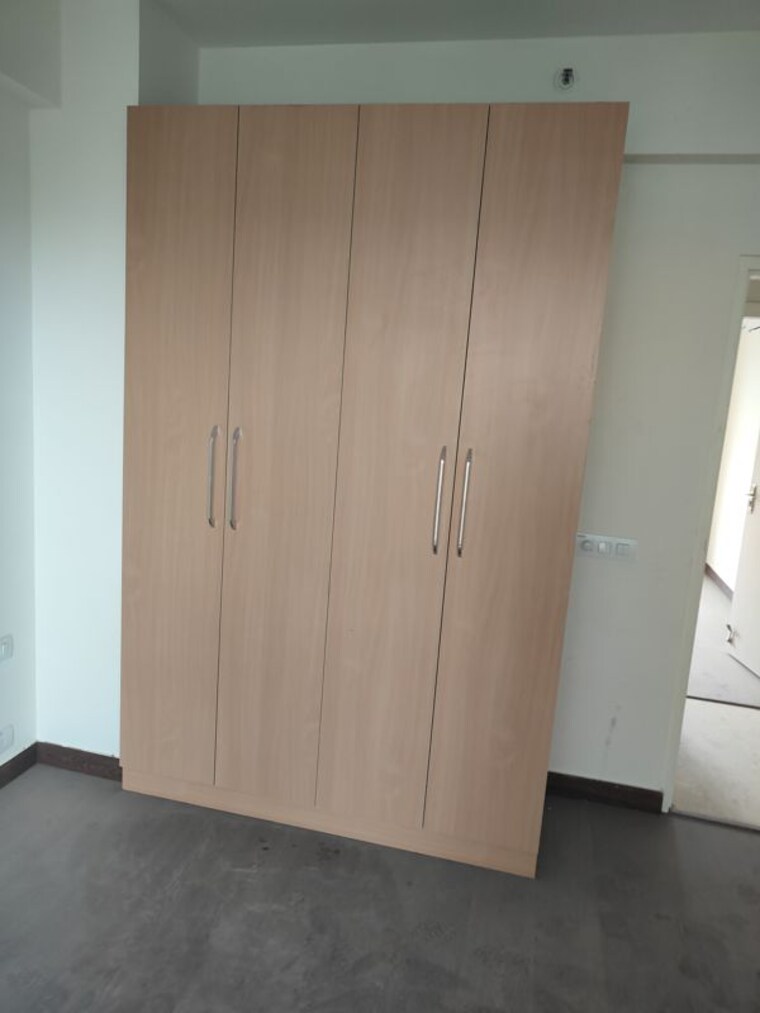 Bathroom, indiabulls-centrum-park 5 Bedroom 4900 Sq.Ft. Apartment In Sector 103 Gurgaon 10755996