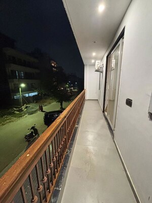 Balcony in 3 BHK Builder Floor at Sector 57 – for Rent