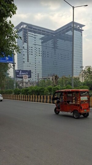  Office Space – Exterior View View at SBTL iThums 73, Sector 73 - for Sale