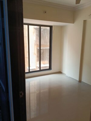Room in 2 BHK Apartment at Siddhivinayak Platinium, Ulwe – for Rent