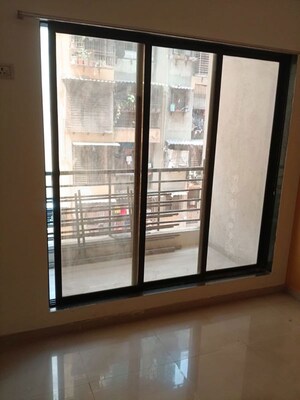 Room in 2 BHK Apartment at Siddhivinayak Platinium, Ulwe – for Rent