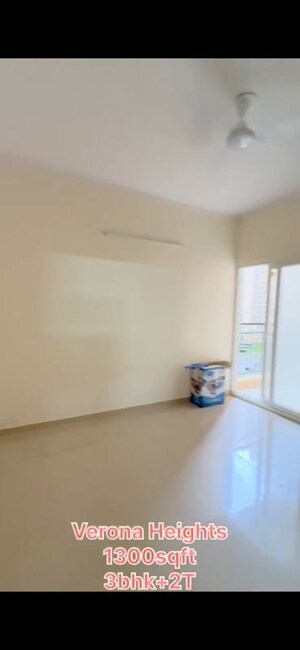 Room in 3 BHK Apartment at Amrapali Verona Heights Phase II, Amrapali Leisure Valley – for Rent