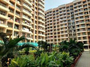 2 BHK Apartment For Rent in Goregaon West