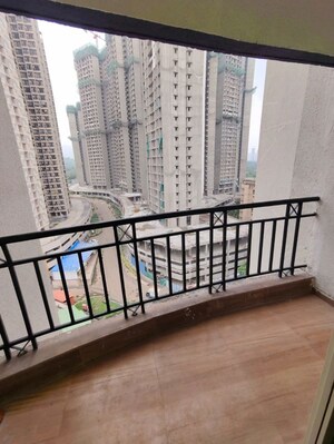 1 BHK Apartment For Rent in Purshottam Nayan, Ghodbunder Road