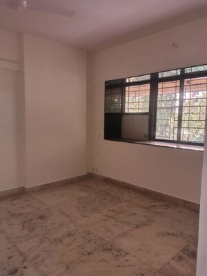 Bedroom in 2 BHK Apartment at Royal Classic Co Op Society, Andheri West – for Rent
