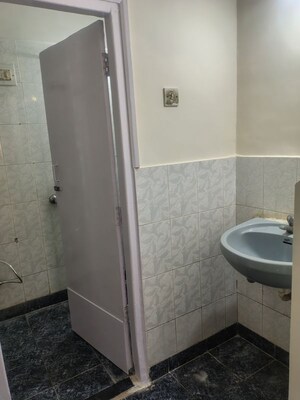 Master Bedroom in 2 BHK Apartment at Royal Classic Co Op Society, Andheri West – for Rent