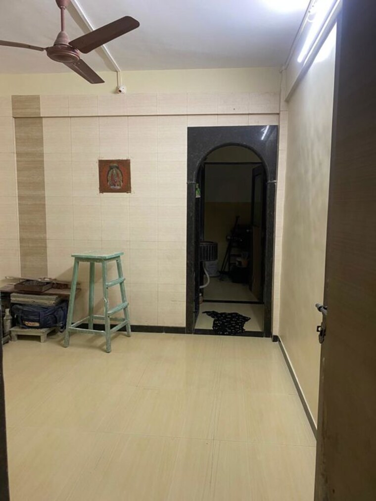 Bathroom, best-building 1 RK 225 Sq.Ft. Apartment In Parel Mumbai 10756042