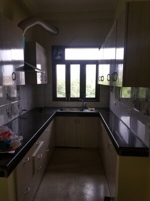 Kitchen in 3 BHK Builder Floor at Ansal Florence Residency, Sector 57 – for Rent