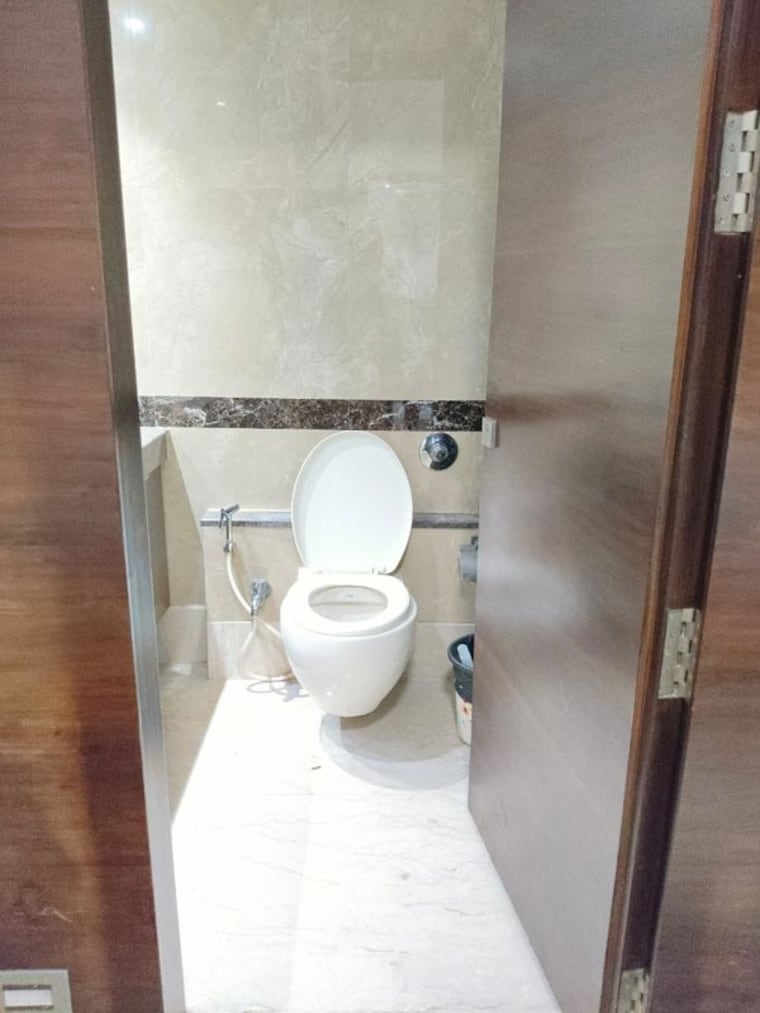 Bathroom, k-raheja-raheja-classique 3 Bedroom 1850 Sq.Ft. Apartment In Andheri West Mumbai 9897859