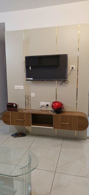 Furnished Amenities in 2 BHK Apartment at Ansal Paradise Crystal, Sushant Golf City – for Rent