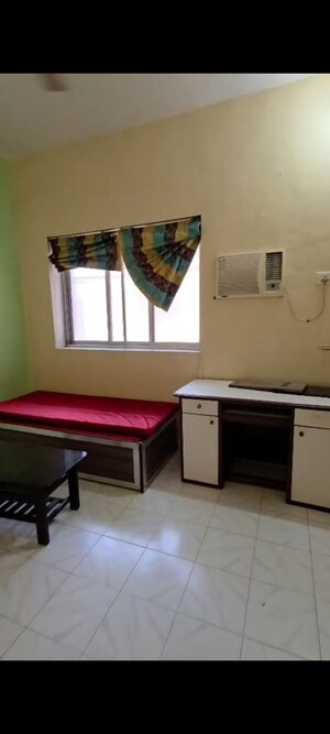 Bedroom in 2 BHK Apartment at Kohinoor Building Dadar East, Dadar East – for Rent