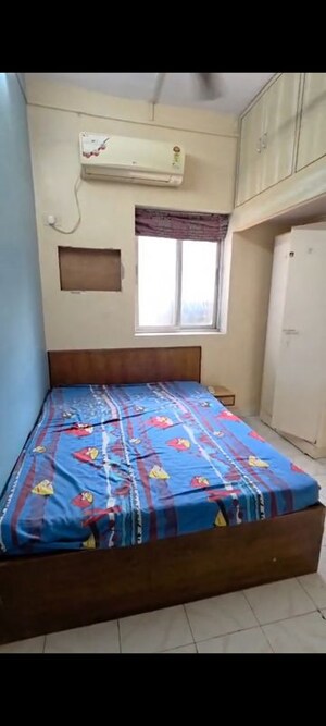 Bedroom in 2 BHK Apartment at Kohinoor Building Dadar East, Dadar East – for Rent