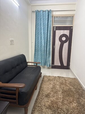 Dining area in 2.5 BHK Builder Floor at Ashok Vihar Sector 3, Sector 3 – for Rent