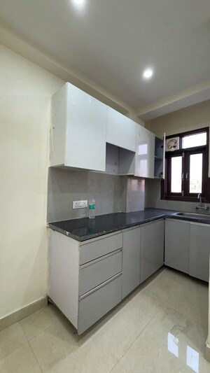1 BHK Builder Floor For Rent in Chattarpur