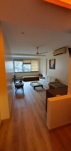 1 BHK Apartment For Rent in Sunita Apartment, Peddar Road
