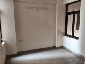 Room in 3 BHK Apartment at Amolik Sankalp, Sector 85 – for Sale