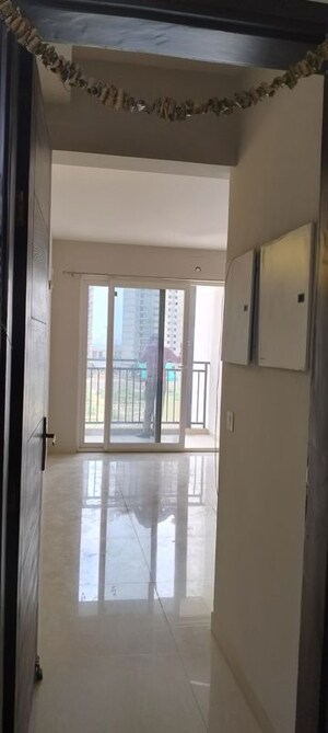 3 BHK Apartment For Rent in Eldeco Live By The Greens, Sector 150