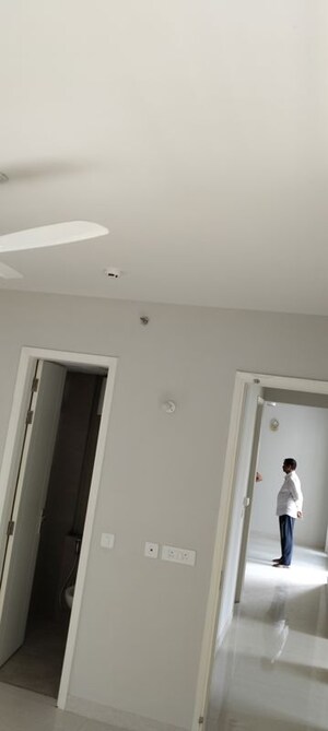Furnished Amenities in 3 BHK Apartment at Eldeco Live By The Greens, Sector 150 – for Rent