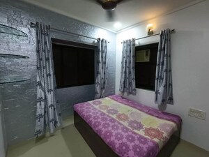 Bedroom in 1 RK Apartment at Babulnath – for Rent