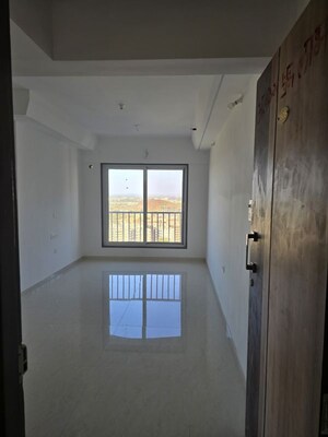 2 BHK Apartment For Sale in Triveni Crown, Kalyan West