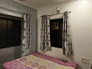 Bedroom in 1 BHK Apartment at Marine Chambers, Marine Lines – for Rent