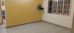 Room in 1 BHK Builder Floor at Jeevan Bima Nagar – for Rent