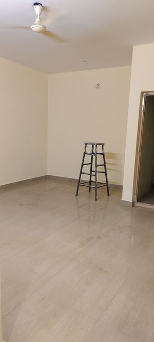 Room in 1 BHK Builder Floor at Jeevan Bima Nagar – for Rent