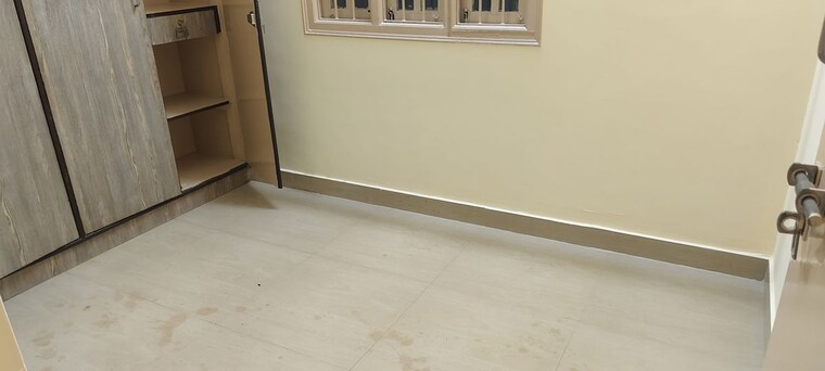Room, jeevan bima nagar 1 Bedroom 550 Sq.Ft. Builder Floor In Jeevan Bima Nagar Bangalore 10756137