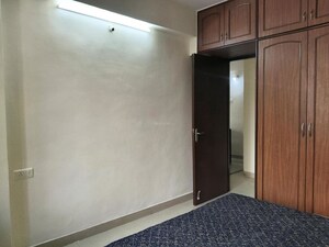 Bedroom in 2 BHK Apartment at Maker Tower, Cuffe Parade – for Sale
