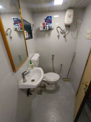 Team Area in 2 BHK Apartment at Court Chambers Marine Lines, Marine Lines – for Rent