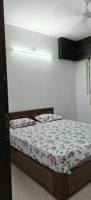 Bedroom in 2 BHK Apartment at Ansal Paradise Crystal, Sushant Golf City – for Rent