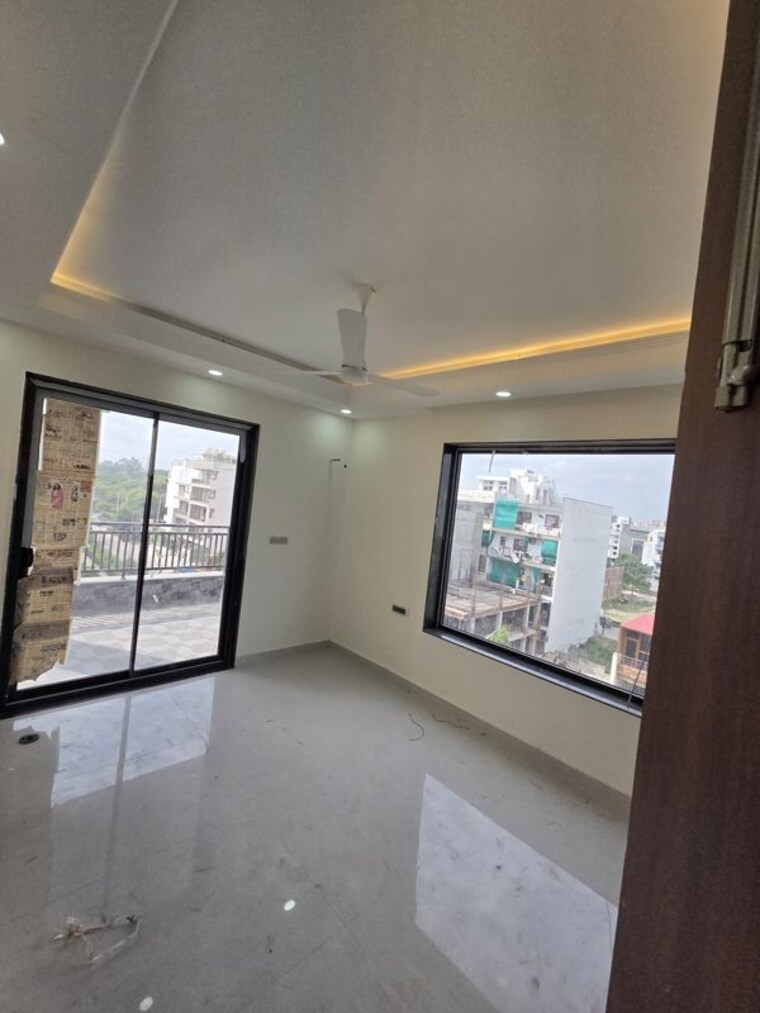 Room, amolik-aster-woods 3 Bedroom 850 Sq.Ft. Builder Floor In Sector 98 Faridabad 10756153