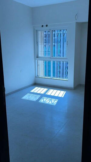 Room in 2 BHK Apartment at Dosti West County Phase 4 Dosti Pine, Balkum Pada – for Rent