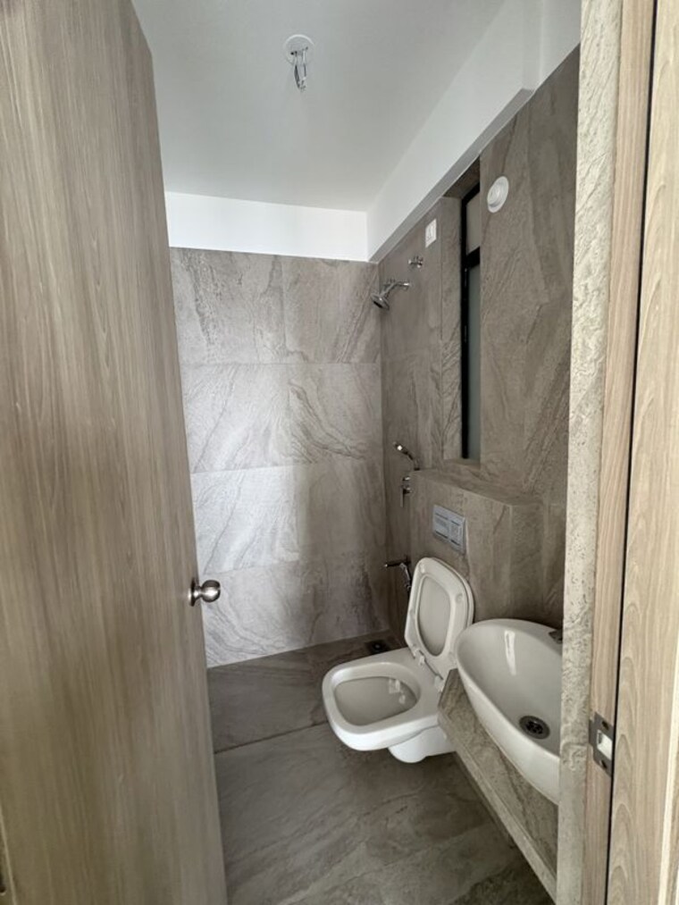 Bathroom, prescon-midtown-bay 2 Bedroom 560 Sq.Ft. Apartment In Mahim West Mumbai 10756241