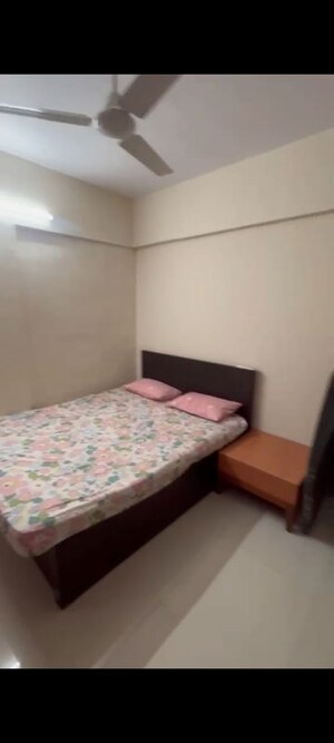 2 BHK Apartment For Rent in Andheri CHS, Andheri West