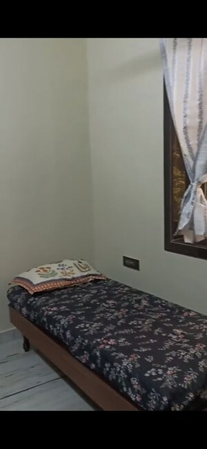 Bedroom in 2 BHK Apartment at Bandra West – for Rent