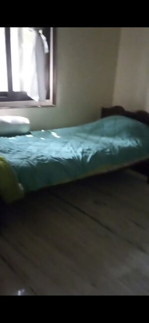 2 BHK Apartment For Rent in Bandra West