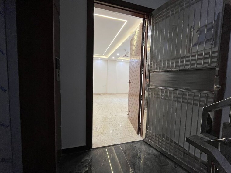 undefined, hauz khas 3 Bedroom 230 Sq.Yd. Builder Floor In Hauz Khas Delhi 10756272