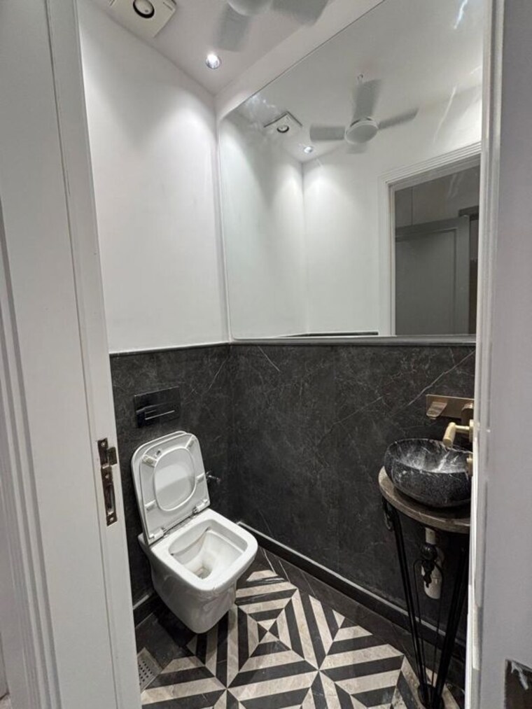 undefined, safdarjung enclave 3 Bedroom 200 Sq.Ft. Builder Floor In Safdarjung Enclave Delhi 10756301